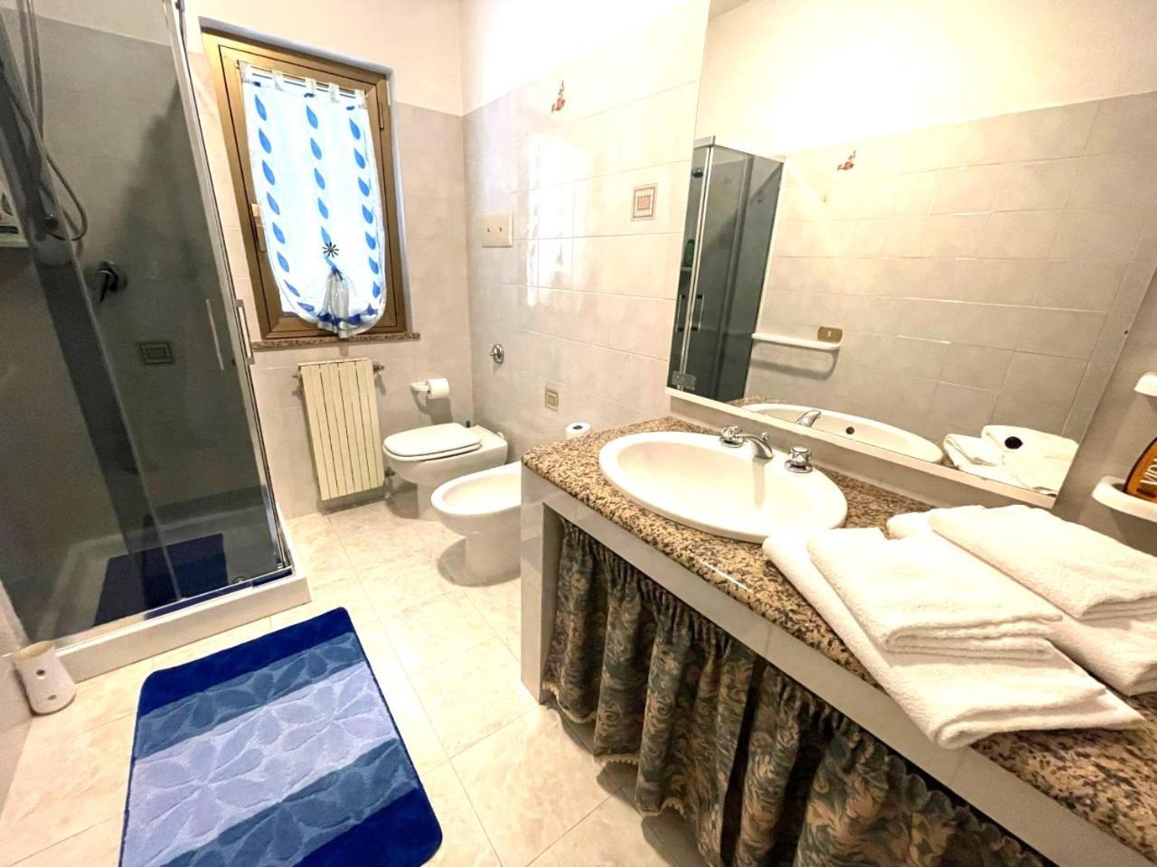 Imperia85 Lt Hotell Olbia Eksteriør bilde